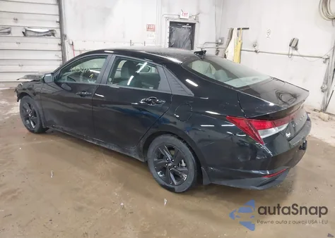 2023 Hyundai Elantra Sel z USA, uszkodzony, nr VIN 5NPLM4AG9PH087690